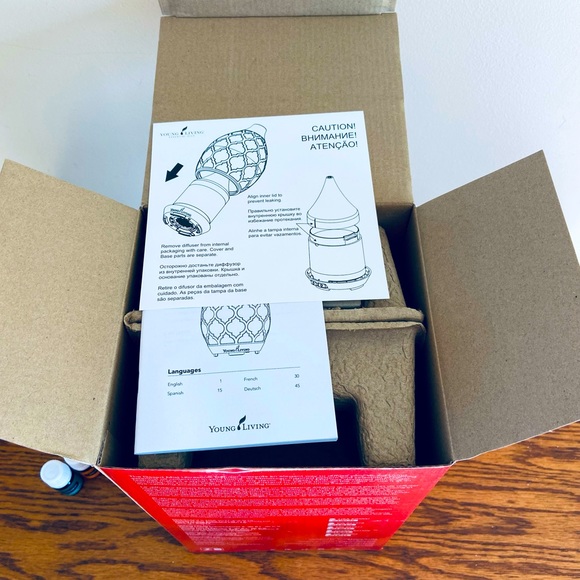 Young Living Desert Mist Diffuser-NWT - Picture 2 of 7